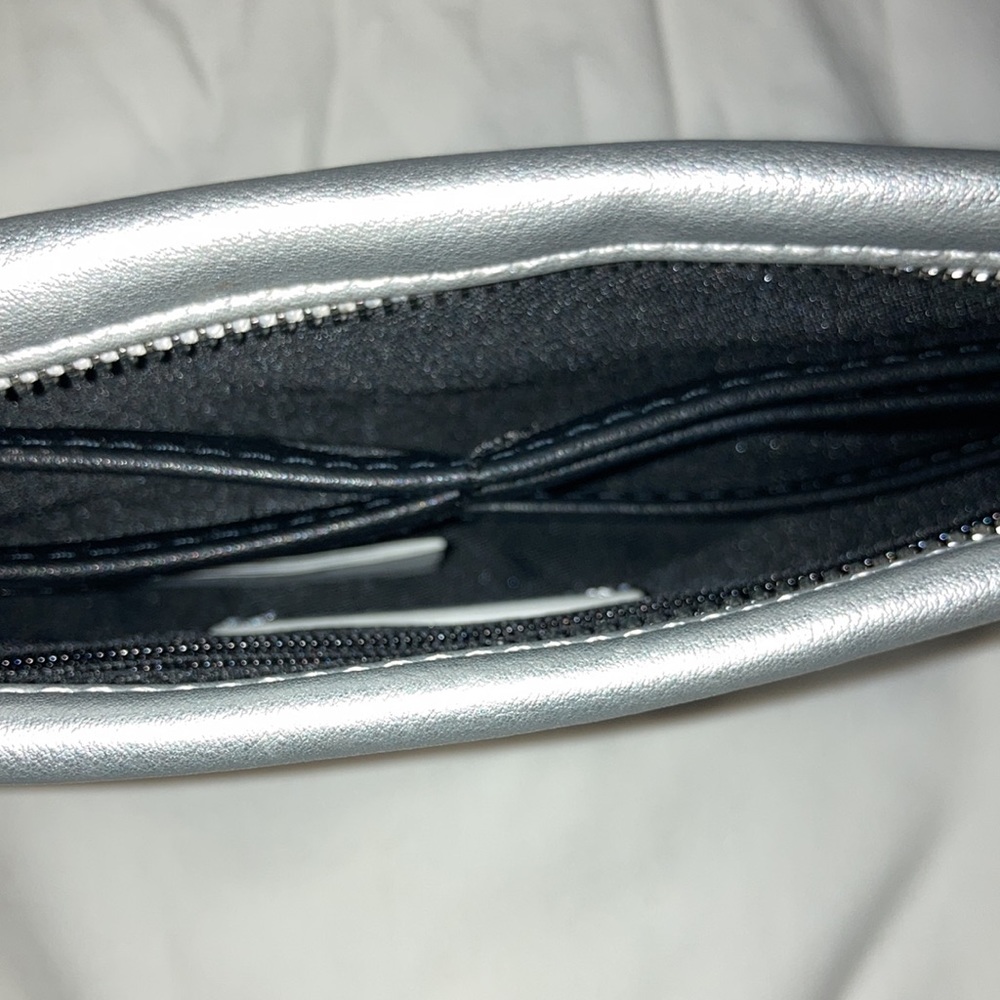 Forever 21 metallic silver chain purse / clutch / sling bag / crossbody - Picture 6 of 11